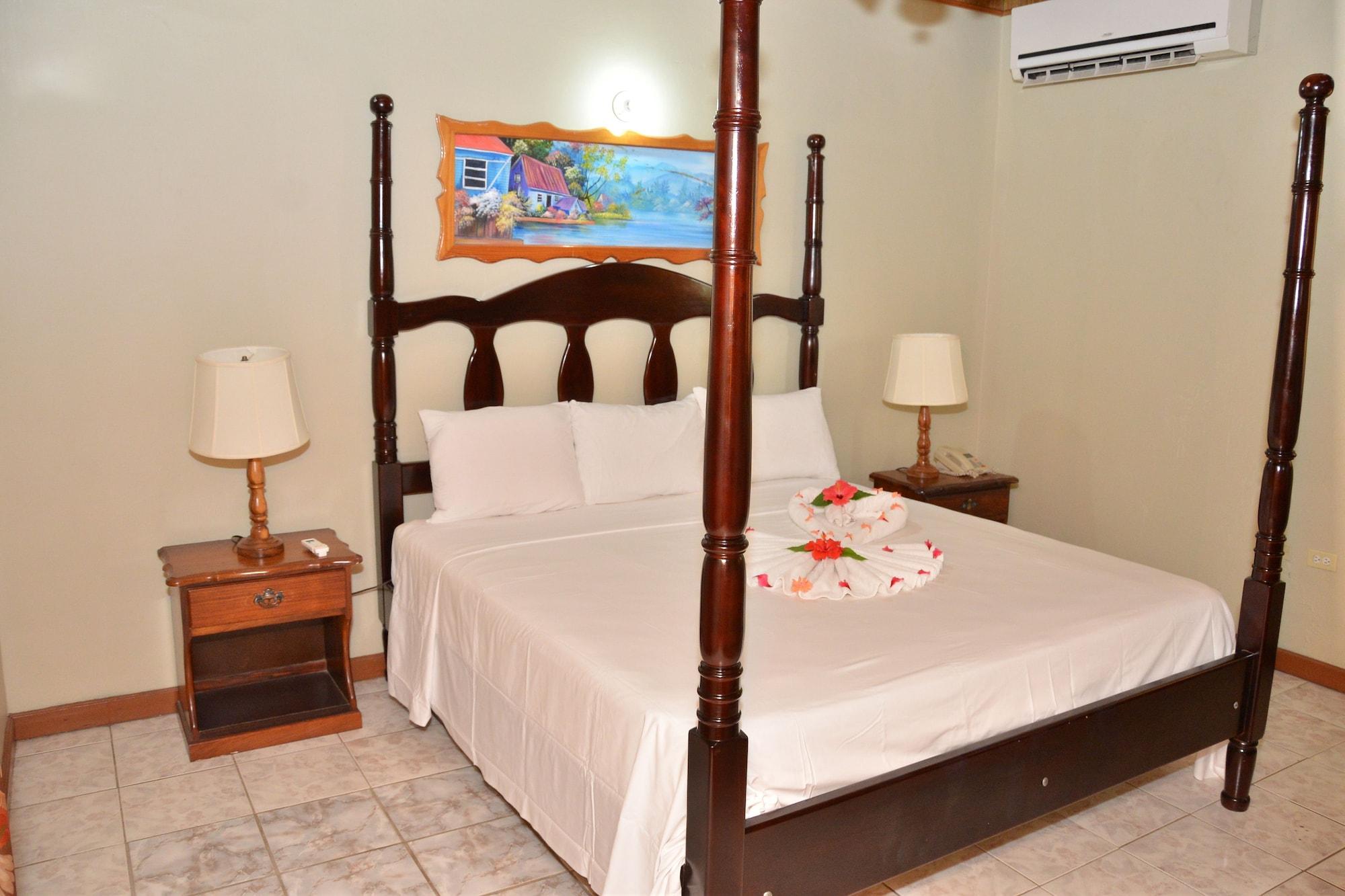 Merrils Beach Resort II Negril Esterno foto