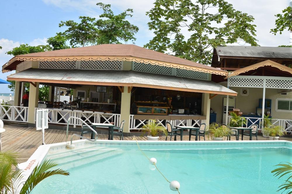 Merrils Beach Resort II Negril Esterno foto