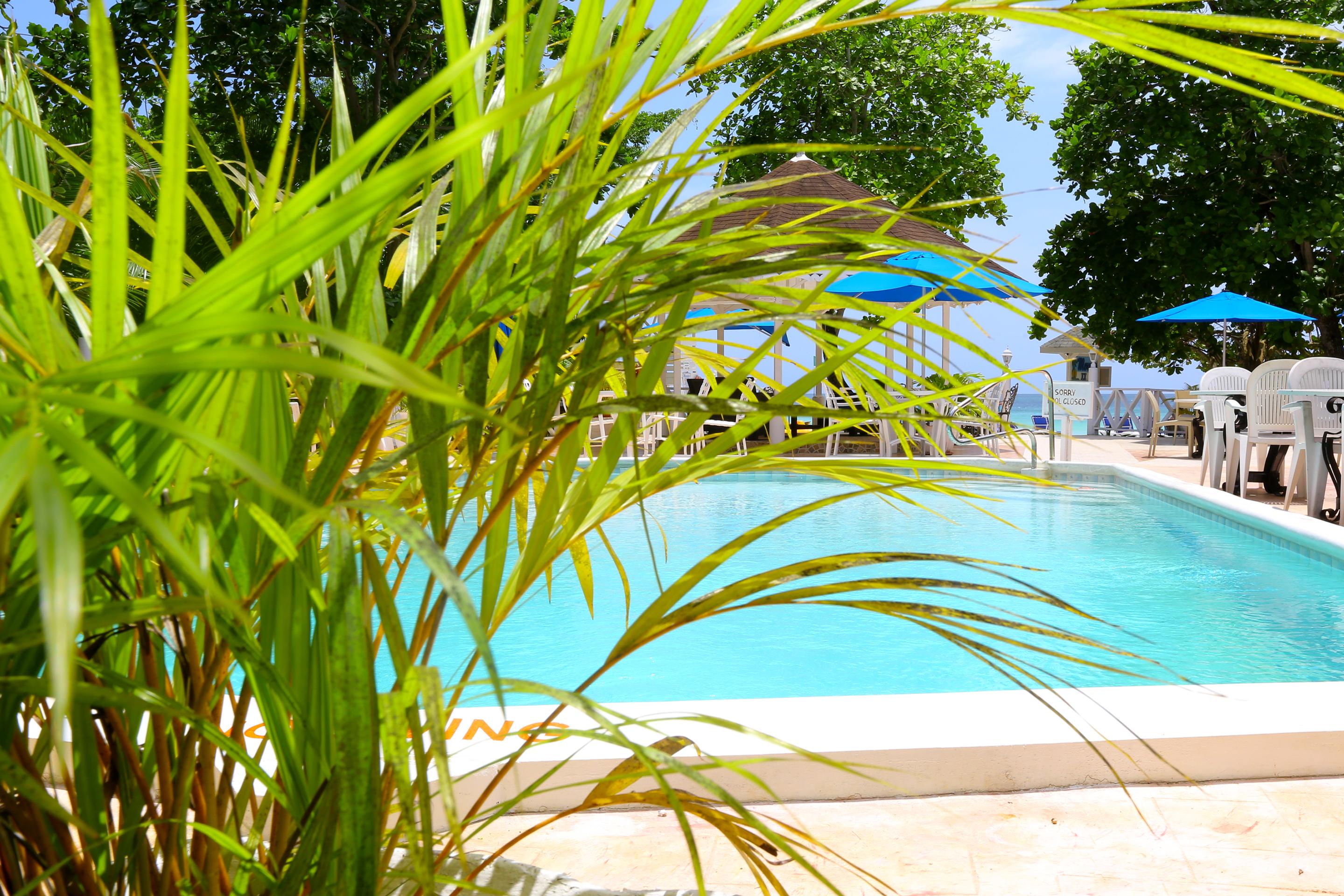 Merrils Beach Resort II Negril Esterno foto