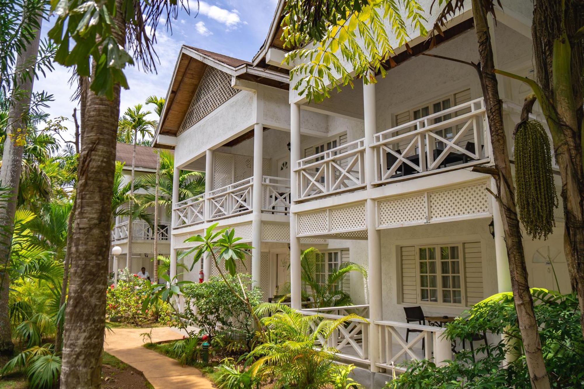 Merrils Beach Resort II Negril Esterno foto